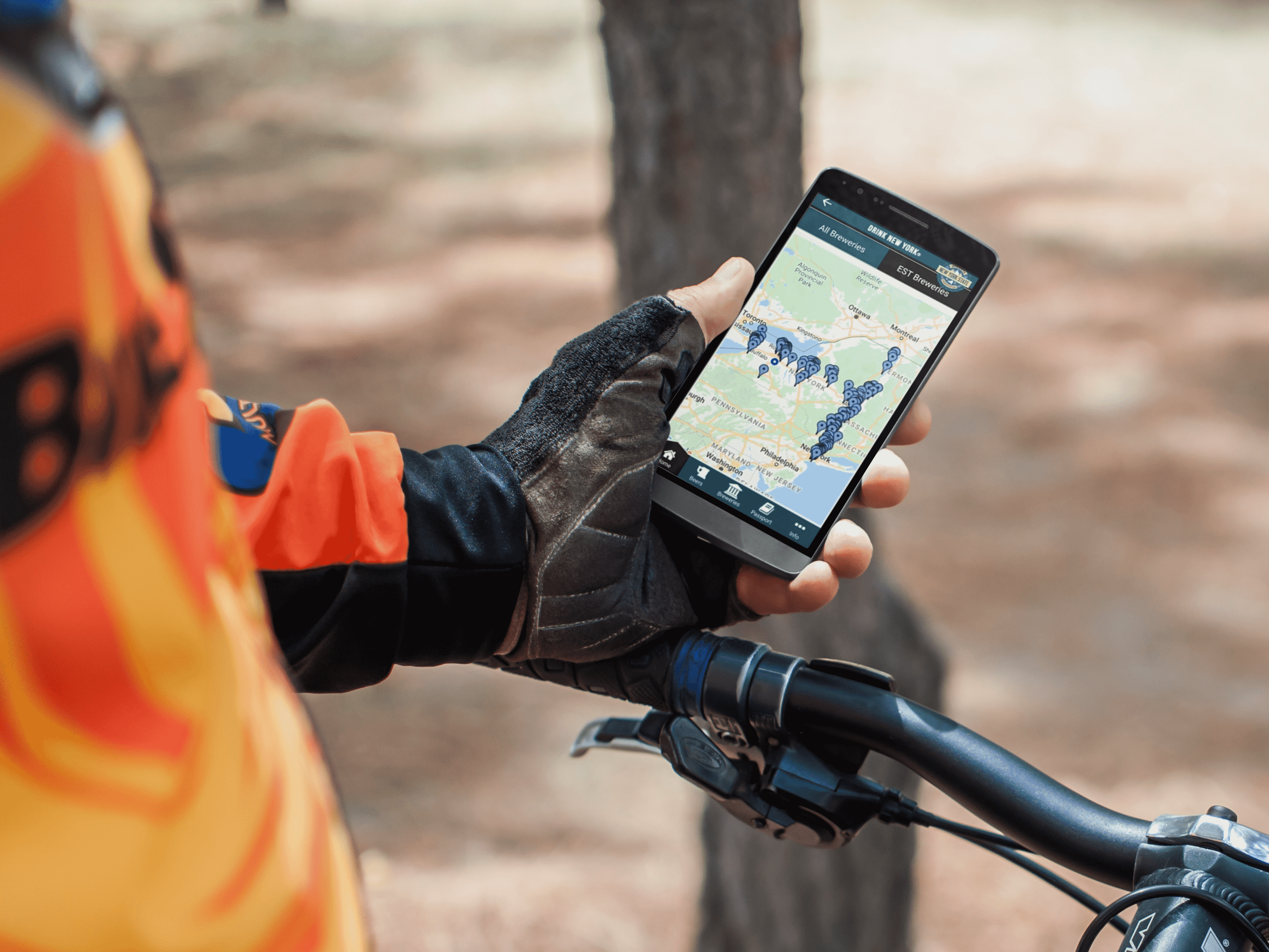 android-mockup-template-of-cyclist-outdoors (2)